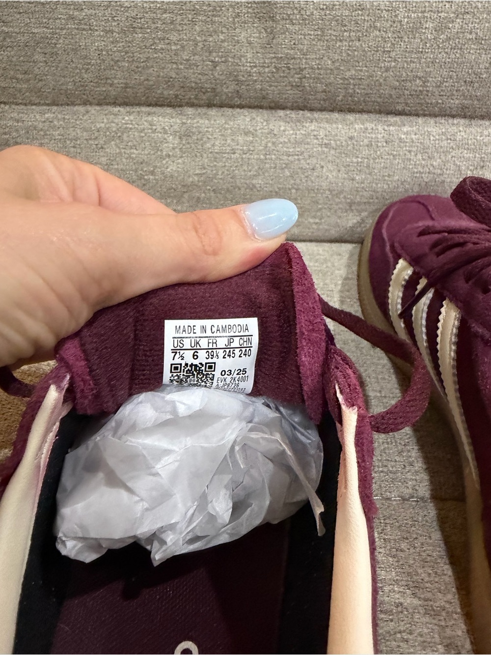 adidas Spezial Suede Sneakers in Burgundy and White with Gum Sole NWOT - Picture 7 of 9